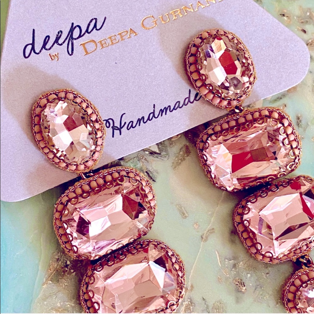 🌺🎉HP🎉🌺 NWT Deepa Gurnani Beaded Crystal Chandeliers - Picture 10 of 15